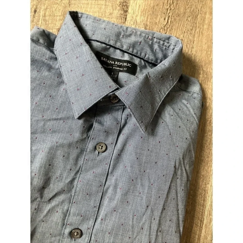 Banana Republic Mens Non-Iron Standard Fit Shirt Blue Burgundy Dot Large 16-16.5
